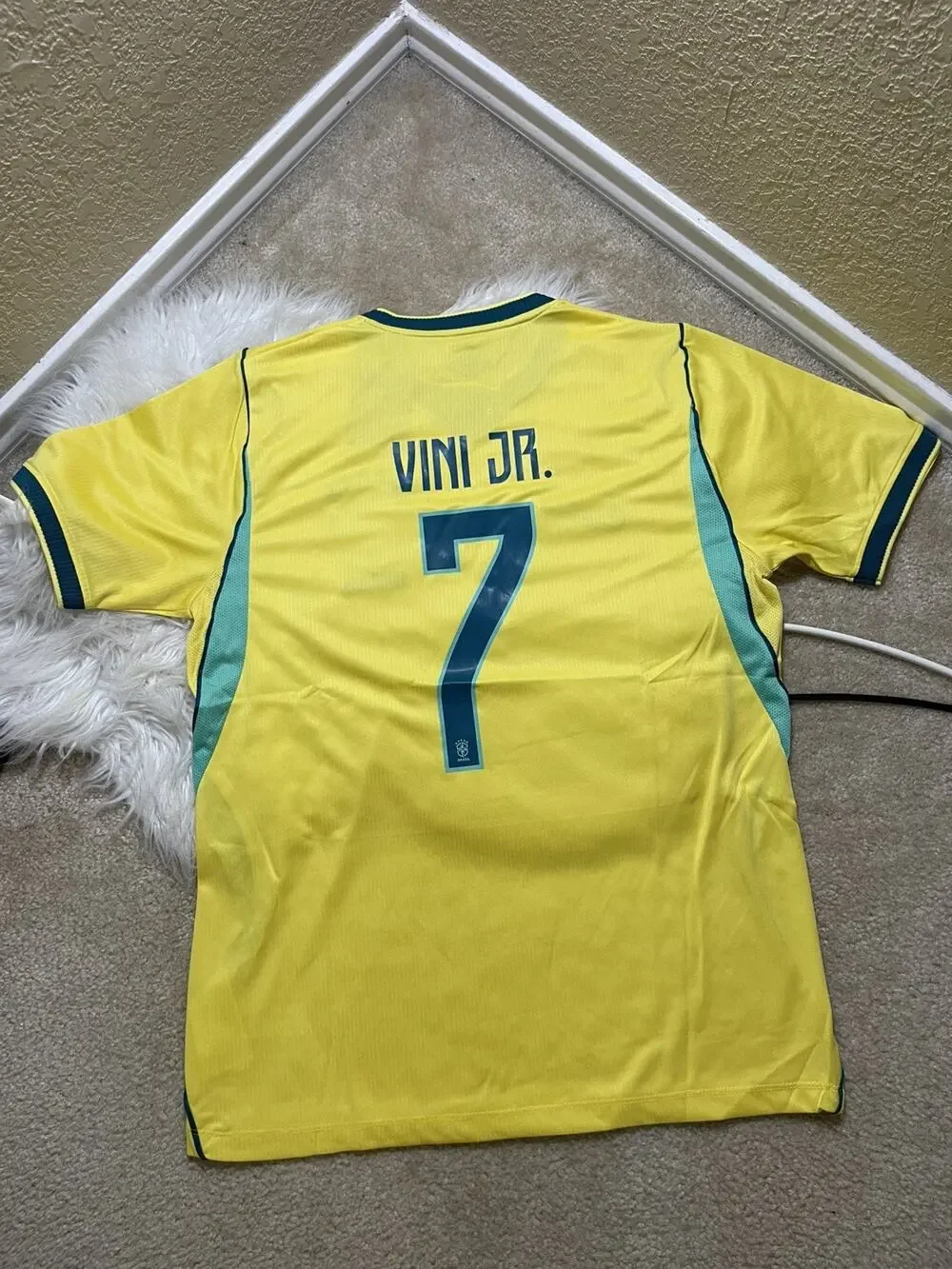 Nike Brazil 26’ National Team Vini Jr. #7 Soccer Fan Jersey Yellow Green XL